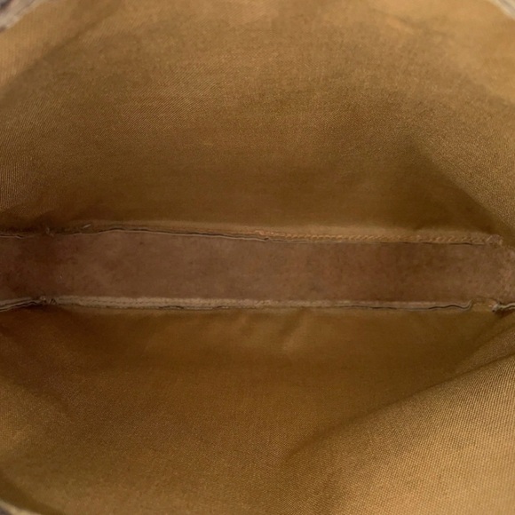 Authentic Gucci GG Supreme PVC Leather Beige Brown - Picture 8 of 9